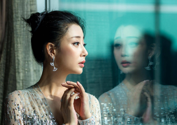 陈家林导演：殷桃是没有职业道德的女演员。殷桃霸气回应