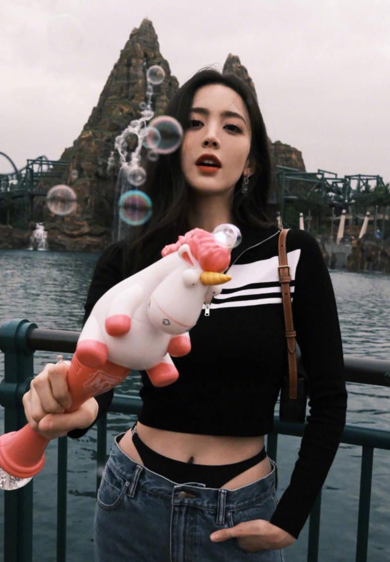 古力娜扎|娱乐圈的世态炎凉,在古力娜扎身上体现得淋漓尽致