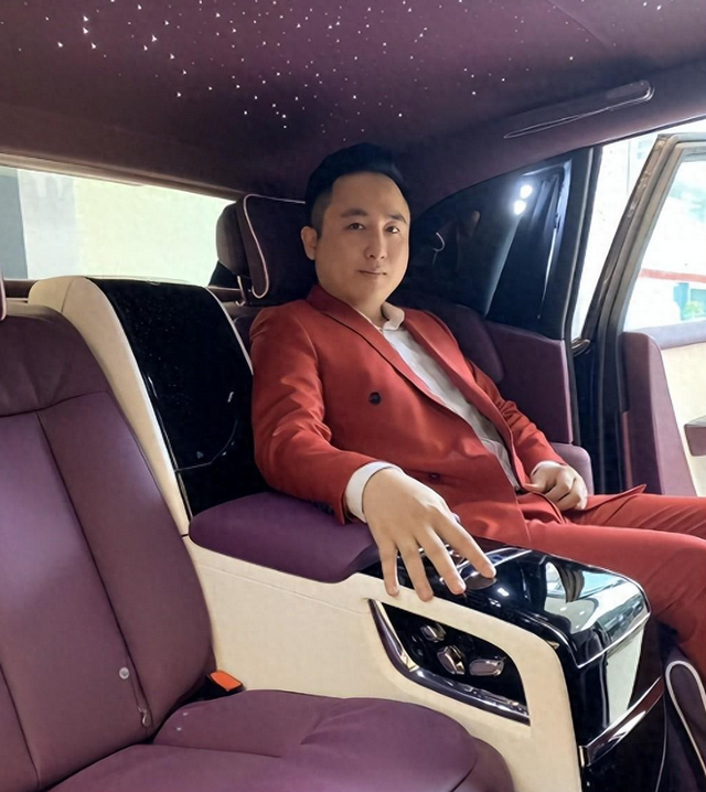 网红散打哥喊话赵本山女儿:12小时内给我道歉,并曝光聊天记录!