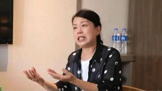 田静2次示好许敏，熊磊将对方打回原形，许敏面对两儿媳选择沉默