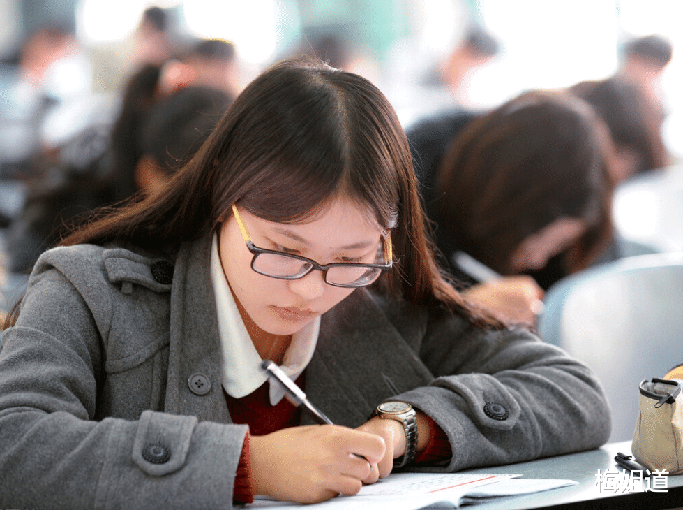 大学生|名校毕业也会遭遇职场欺凌？北大女生直言：离职后我才活了过来