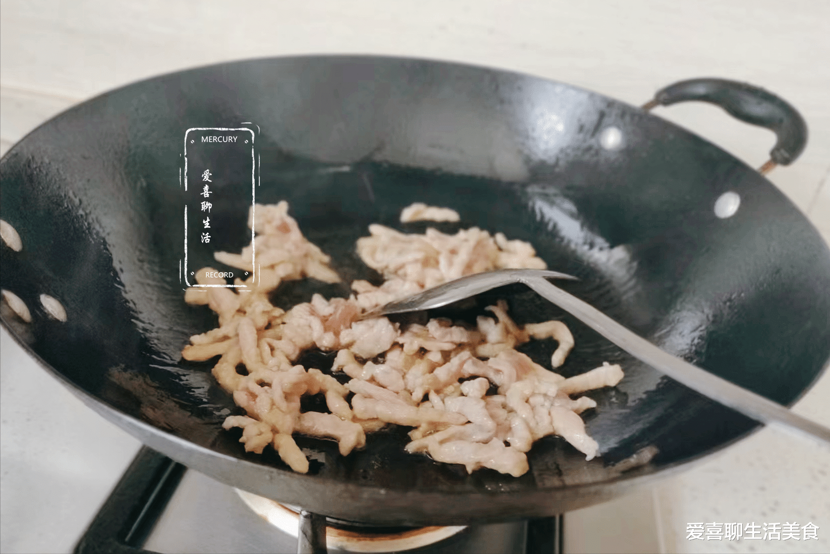 茭白|立秋后，记得吃“秋季第一鲜”，5块一把人人吃得起，炒着吃特鲜！