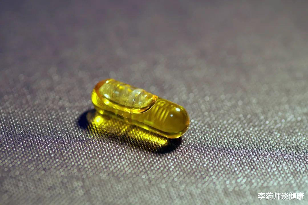 补充维D能增强免疫力，预防新冠重症吗？新研究：这类人群获益最大！