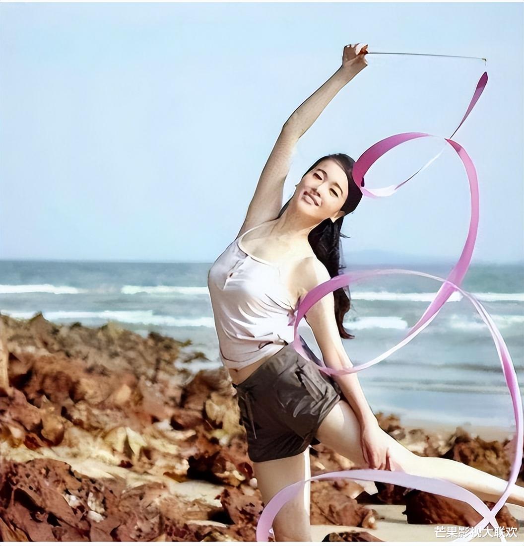 这一次,再多的名和利都救不了“风流成性”的左小青