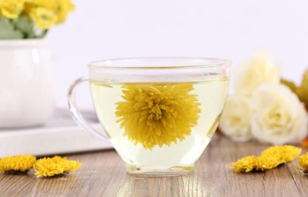 养生|大家被“8小时睡眠论”欺骗了？60岁后，最佳睡眠时间是多久？