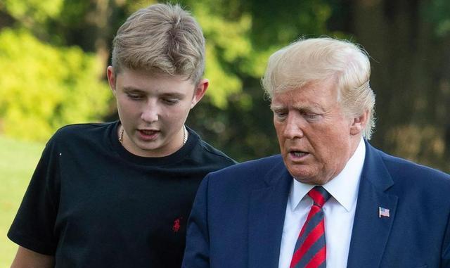 而在此事发生前4个月,也就是2006年3月,川普刚跟第三任妻子迎来小儿子