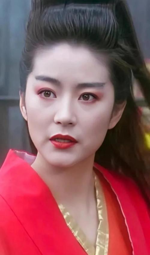 当年为什么非要找个女人演许仙?时隔12年,赵雅芝说出了当时原因