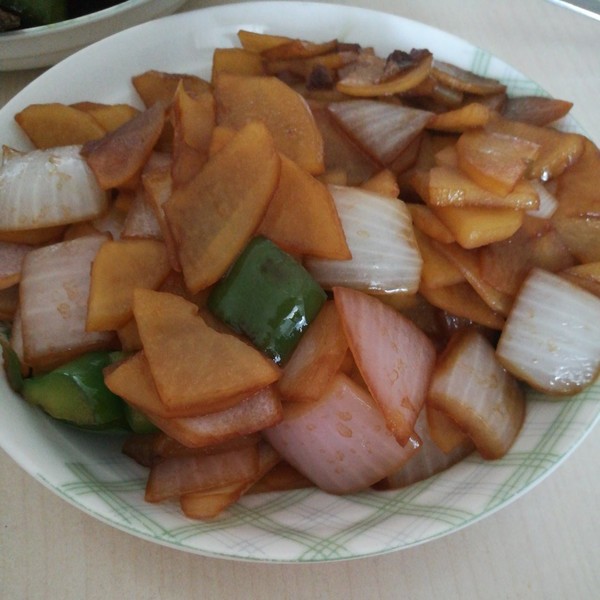 土豆|深秋，土豆和它是绝配，简单炒一盘，解馋开胃，孩子老公都爱吃