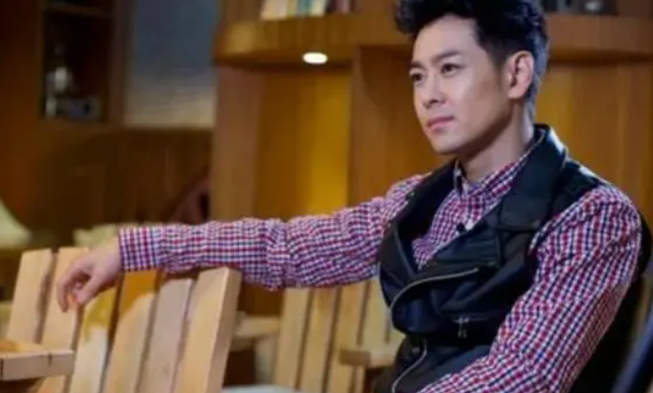 40岁无人敢娶的蒋欣，已经活成了一个笑话？