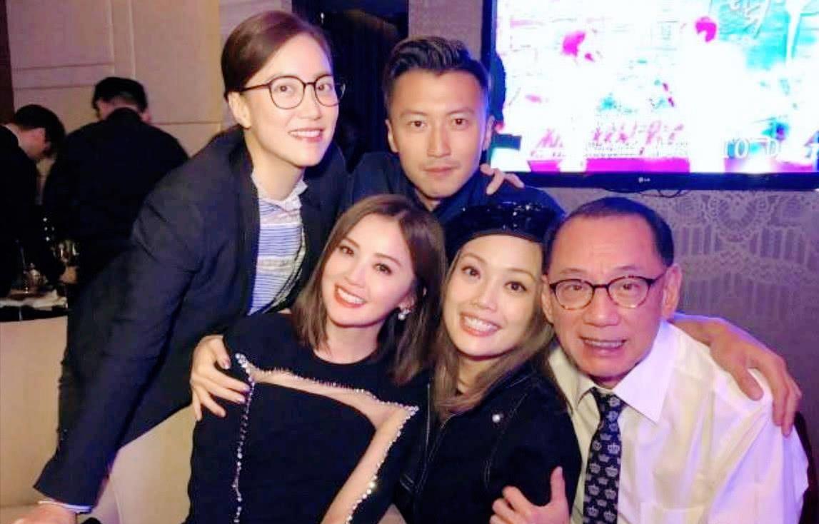 谢霆锋“藏了”10岁女儿曝光！王菲一直蒙在鼓里，霍汶希慌了？