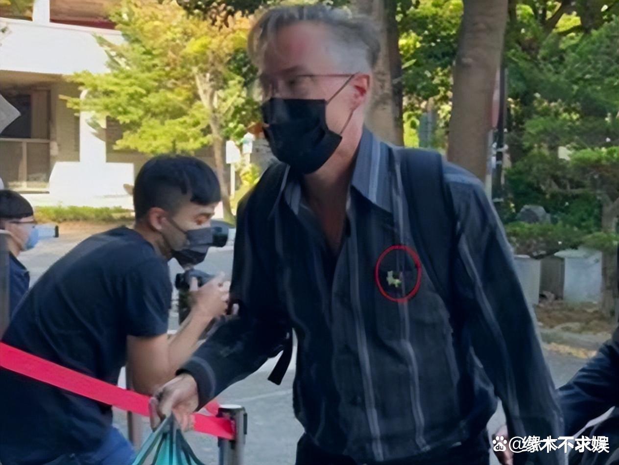 夏克立曝被关监狱后再发声！哭诉已20个月没见女儿，近照满头白发