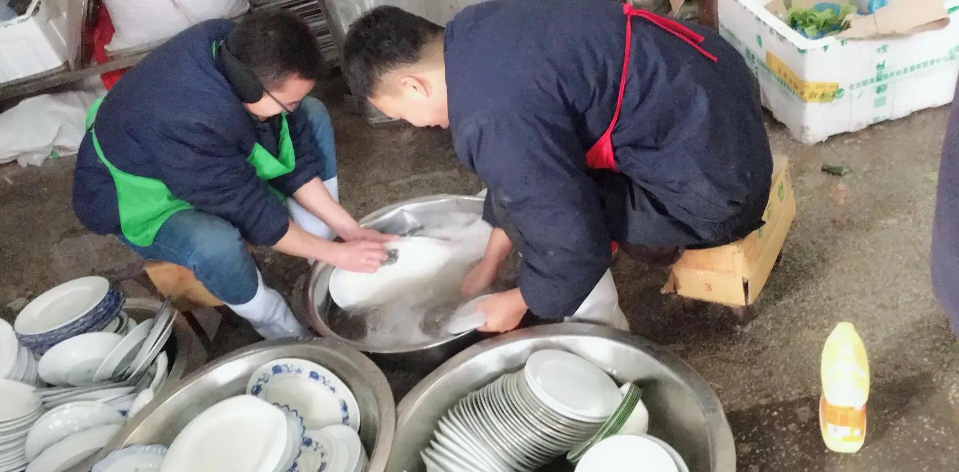 |大学的遮羞布，打了谁的脸