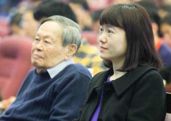 赴日秘密生子？翁帆的后路早就已经被铺好？杨振宁儿子5字回应