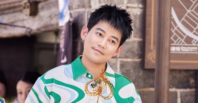 来活了兄弟|《来活了兄弟》不愧是宝藏综艺,男嘉宾太能整活,导演都自带笑点