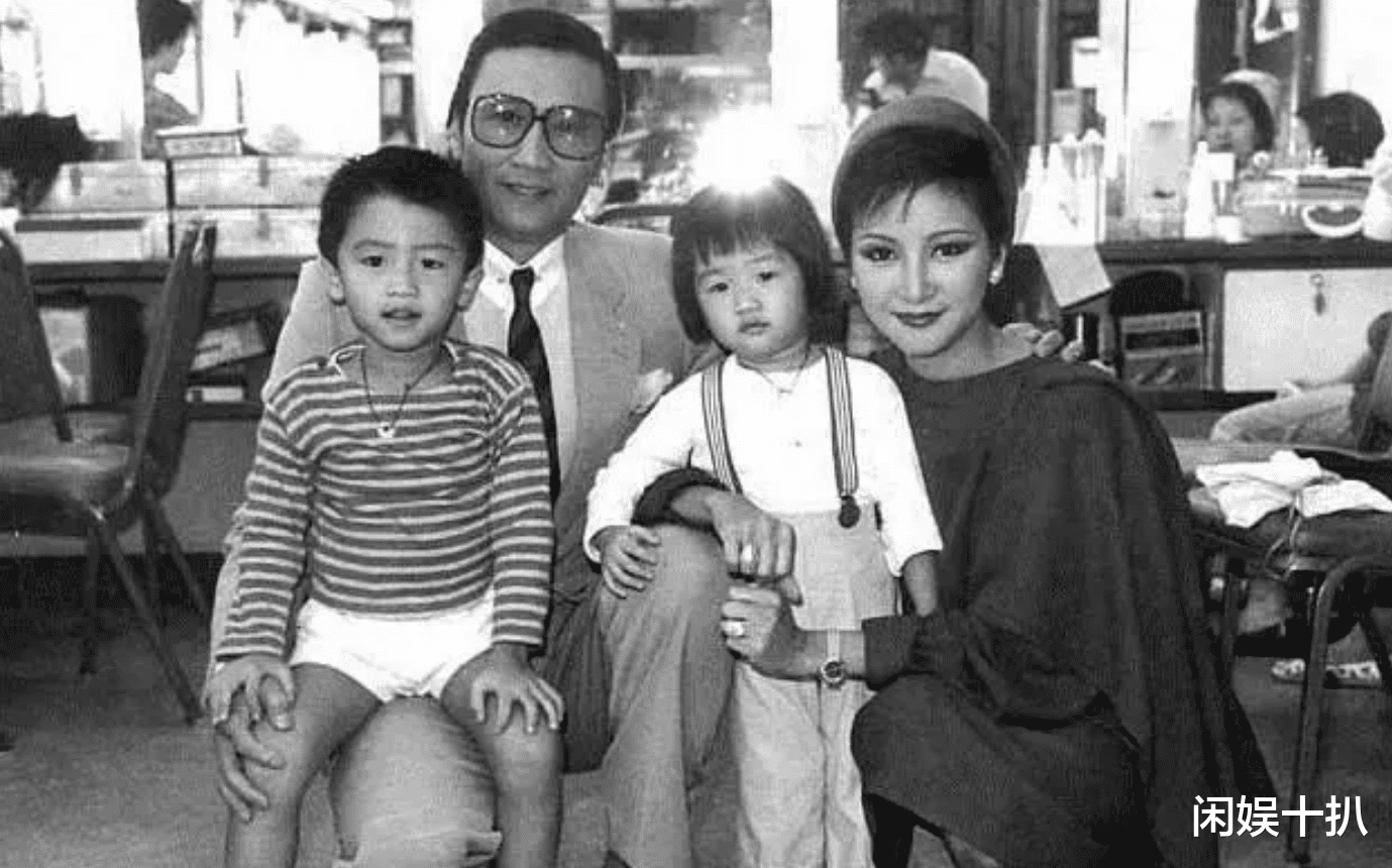 2018年,与大49岁谢贤恋爱12年拿2000万分手费的CoCo,现在怎样了