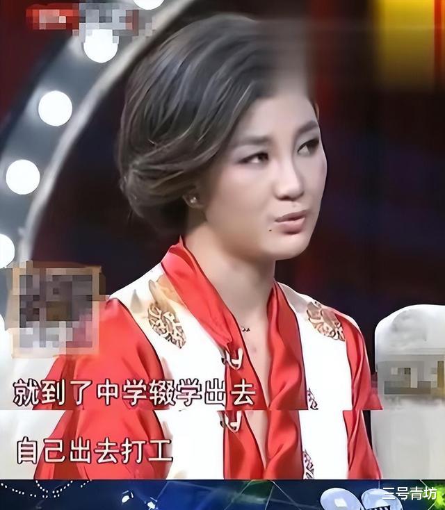 歌手降央卓玛：因丈夫高颜值疯狂倒追，婚后生3胎，现在生活咋样