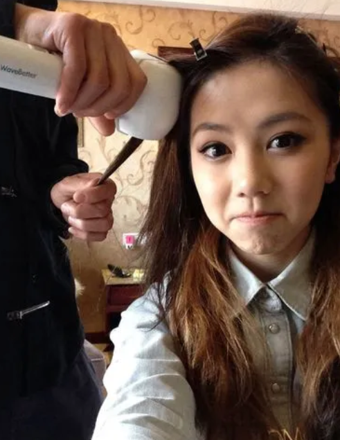 录四期节目赚1630万?邓紫棋再次刷新国人三观!