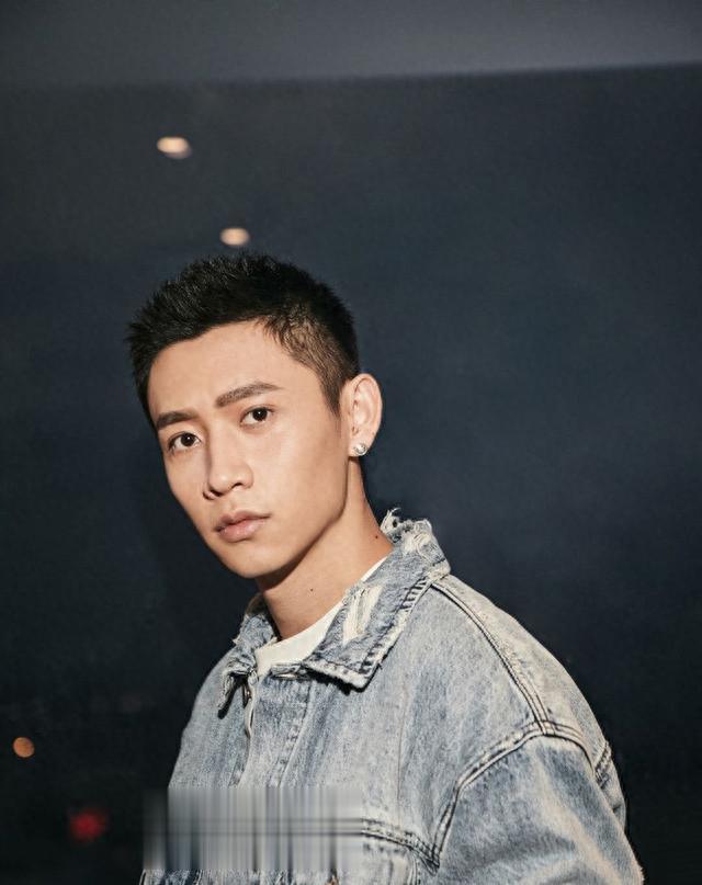 魏晨和王鸥告诉我们,这世界上有不透风的墙!