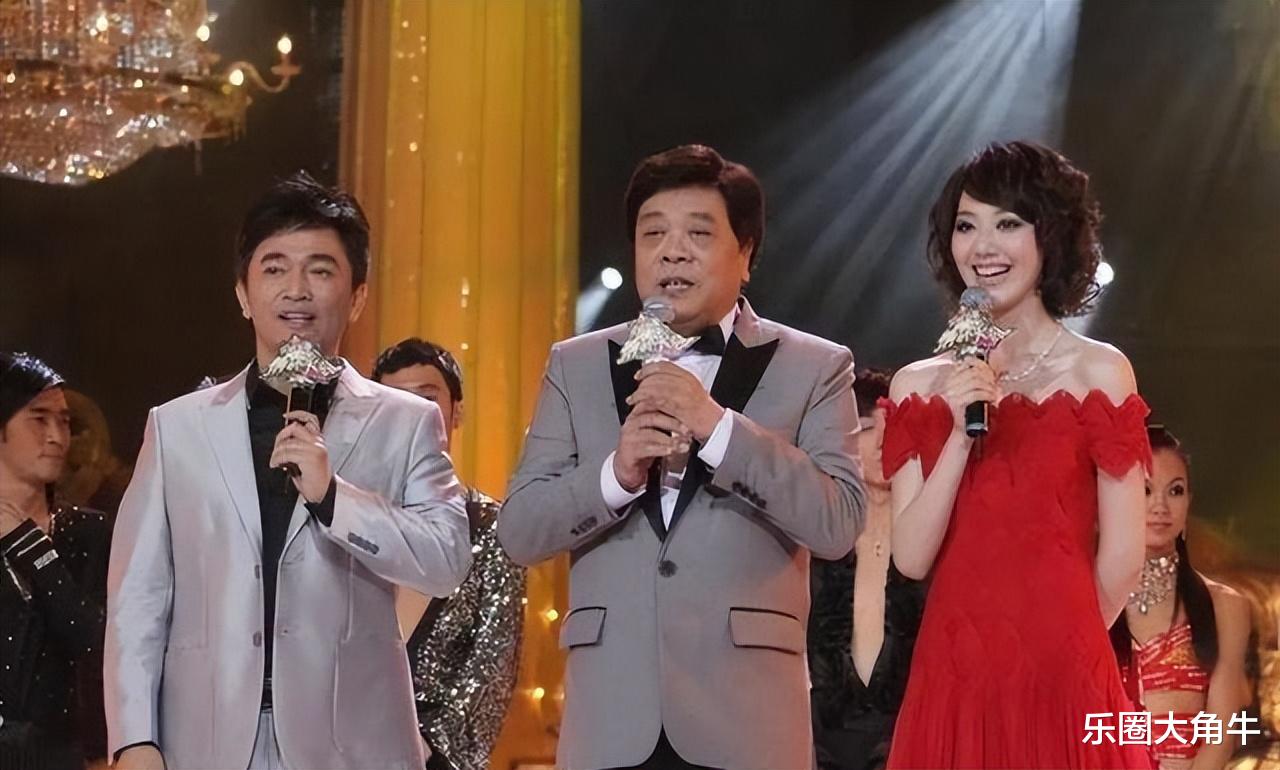 粉色|央视主持人王冠：离开央视5年，深陷桃色绯闻，39岁依旧单身