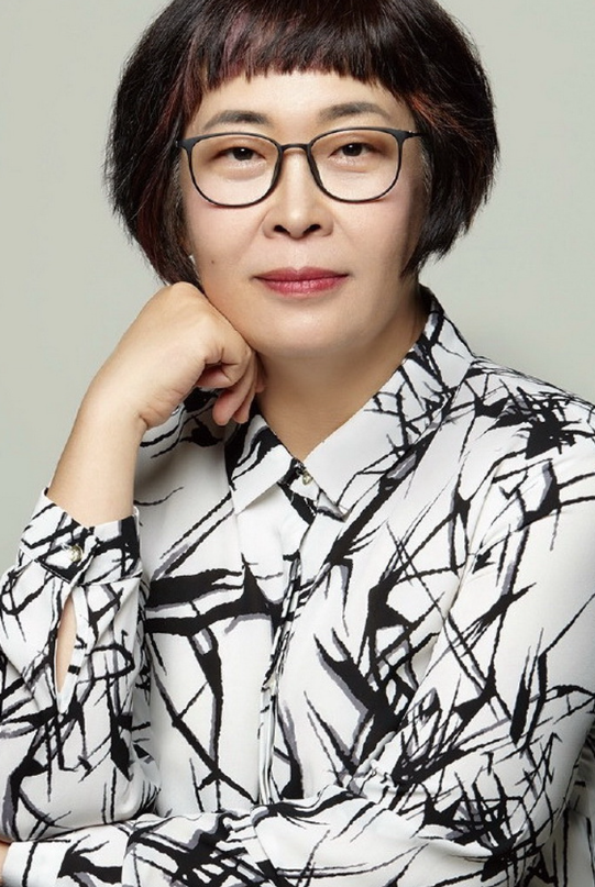 央视|年过40还不结婚,这7位央视女主持,个个知性靓丽情史干净