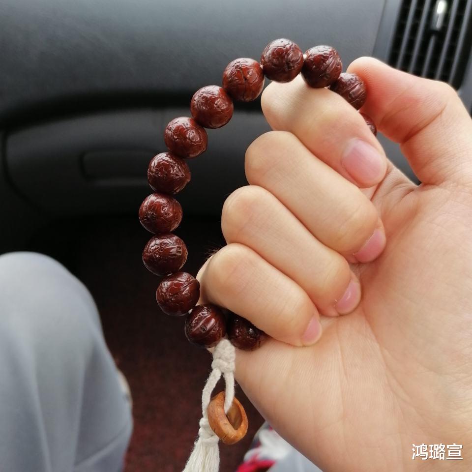 文玩|文玩手串文盘、武盘到底有啥区别?这些差别还是有的