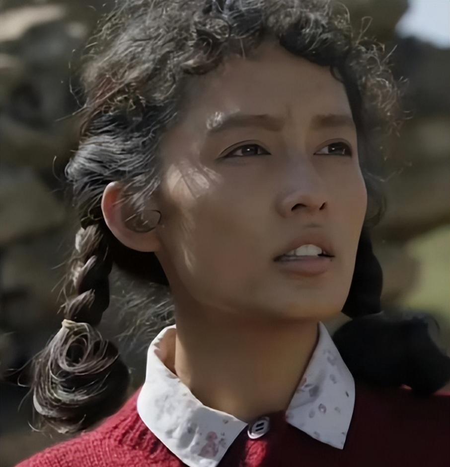 李若彤 巩俐卸妆后、李若彤卸妆后、玲花卸妆后,网友调侃:这差距太大了