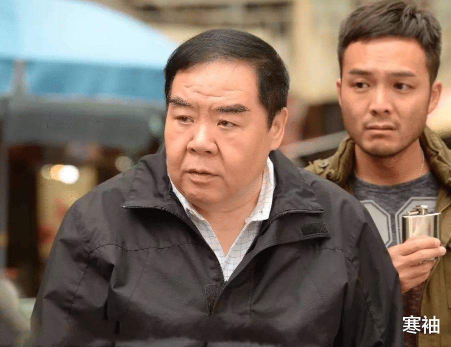 当年郑则仕欠8000万,向周润发、张卫健求助,刘德华雪中送炭