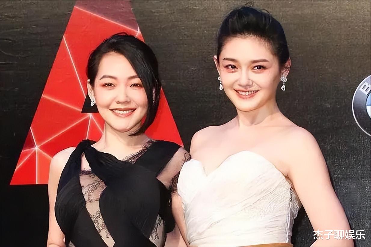 汪小菲晒9岁女儿真容,邋遢驼背、眼神略显怯懦,大S被骂不称职