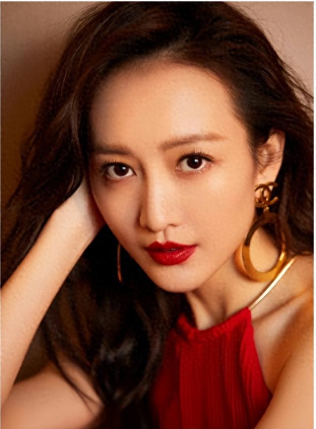 40岁王鸥再曝丑闻!“三寸黄泥地”中“现世报”轮番上演