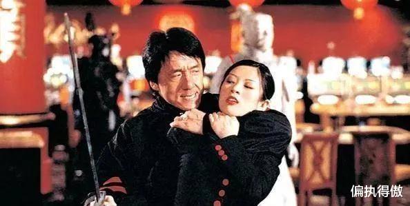 章子怡|22年前，章子怡见成龙，成龙：礼物呢？子怡：我就是今晚的礼物