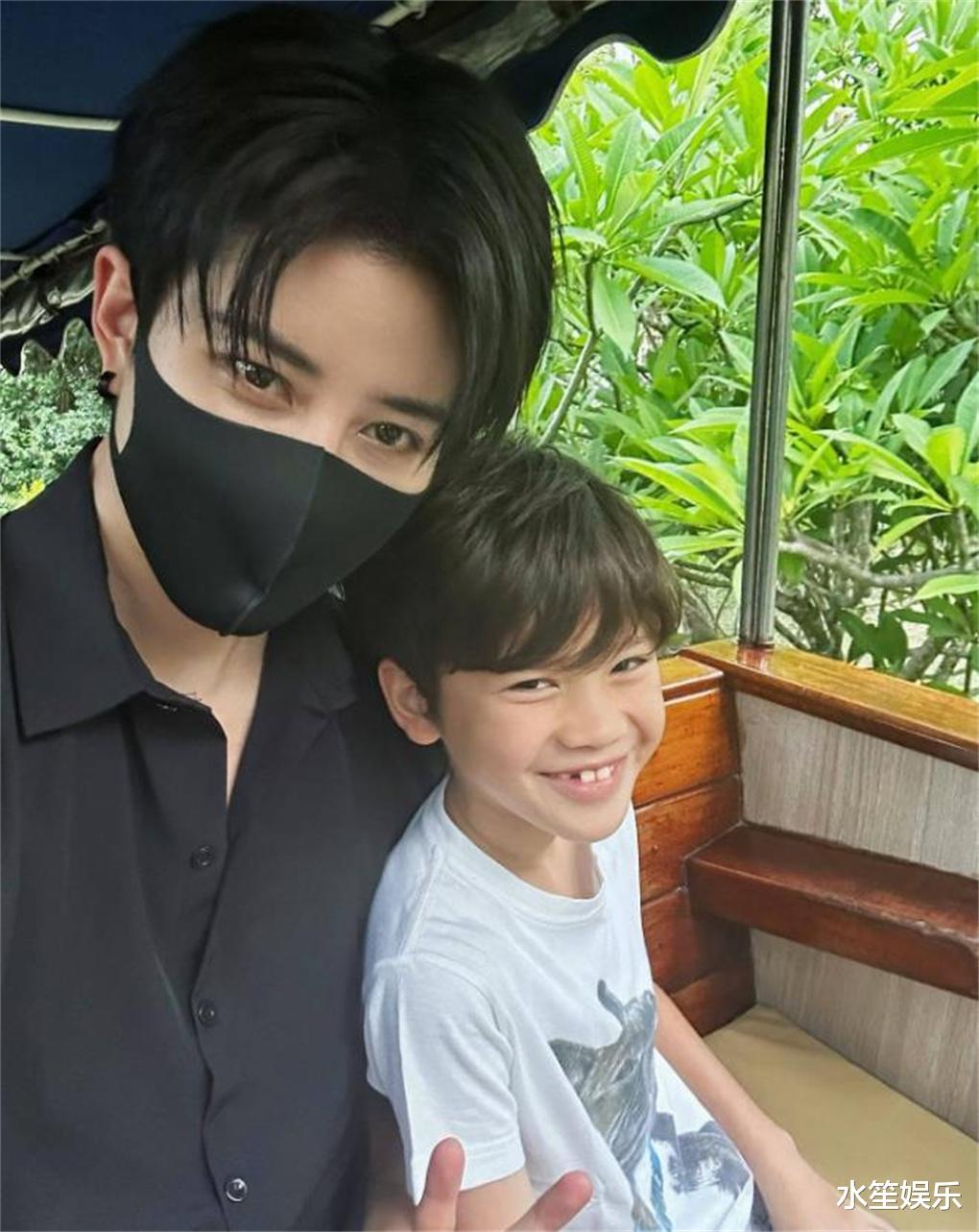 泰星Mike发文庆祝儿子9周岁生日,Maxwell颜值高但不像爸爸