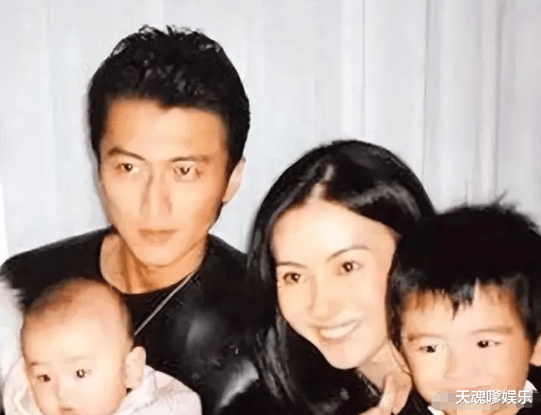 曝张柏芝领证!带子改嫁,三胎生父原来是他,女方抚养费疑成空