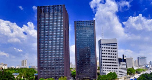 hr|一份招聘名单引发热议，网友纷纷吐槽，而它的后续操作让网友折服