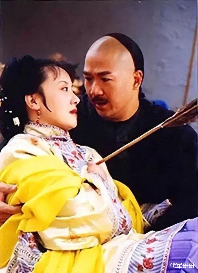 65岁的邓婕，终于为自己的“丁克”付出了代价