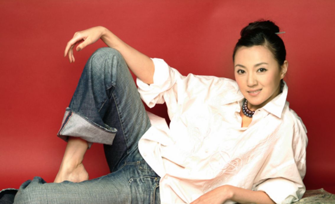 金玉婷|演员金玉婷:5次上春晚,当红时回老家开书院,受益人数达500多万