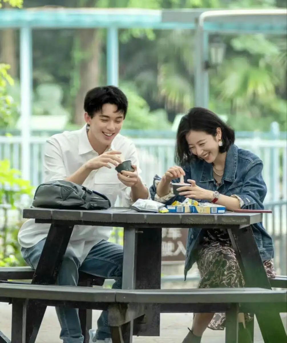 周雨彤|被吴磊高调示爱,28岁内娱男神收割机,娱乐圈最低调视后该火了!