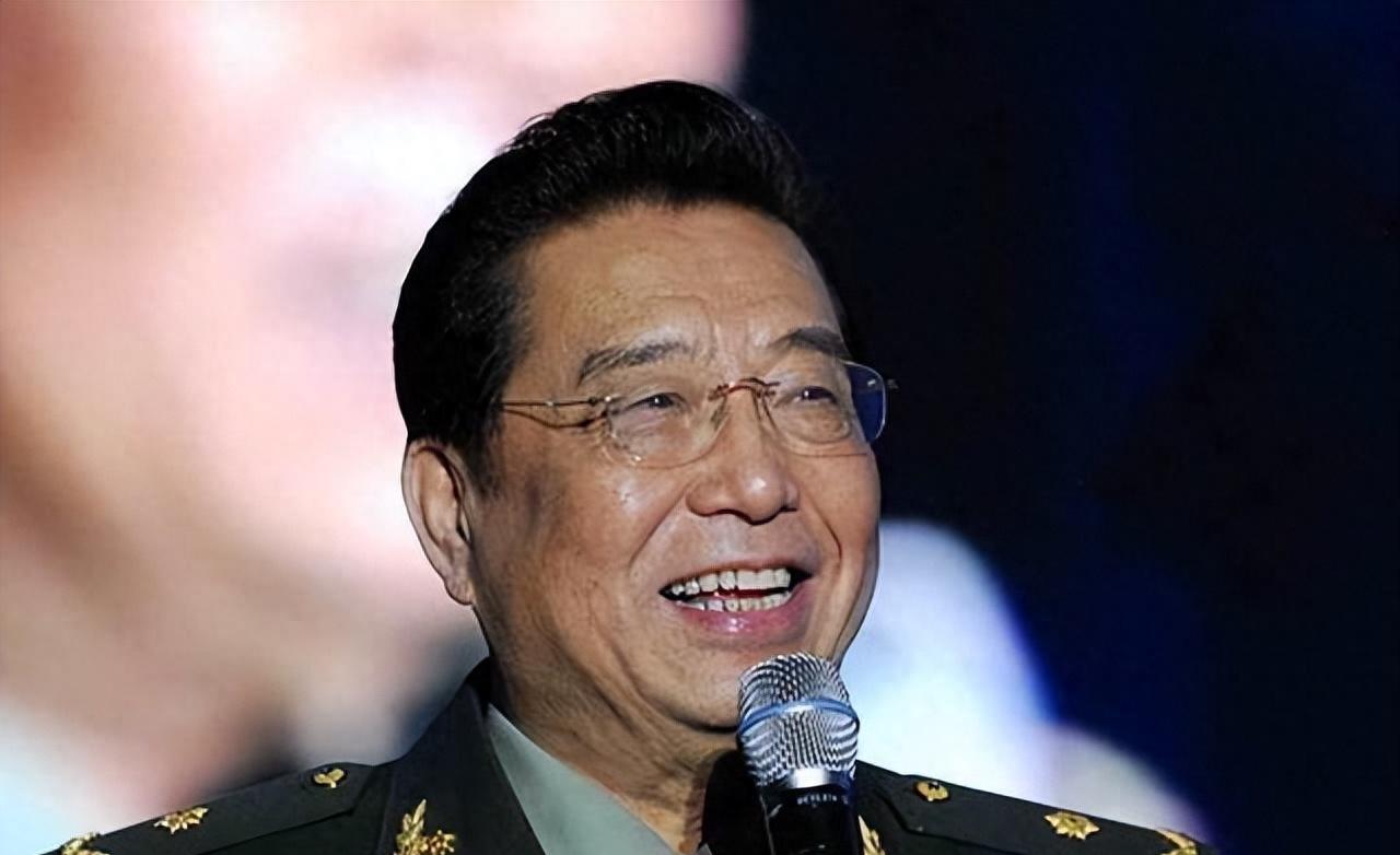 同样是李双江的基因,把丁英和梦鸽的儿子一对比,差距就显现出来了