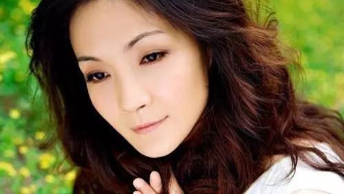 李婷|演员李婷：隐瞒病情独自抗癌9年，葬礼上前夫与女儿哭成泪人