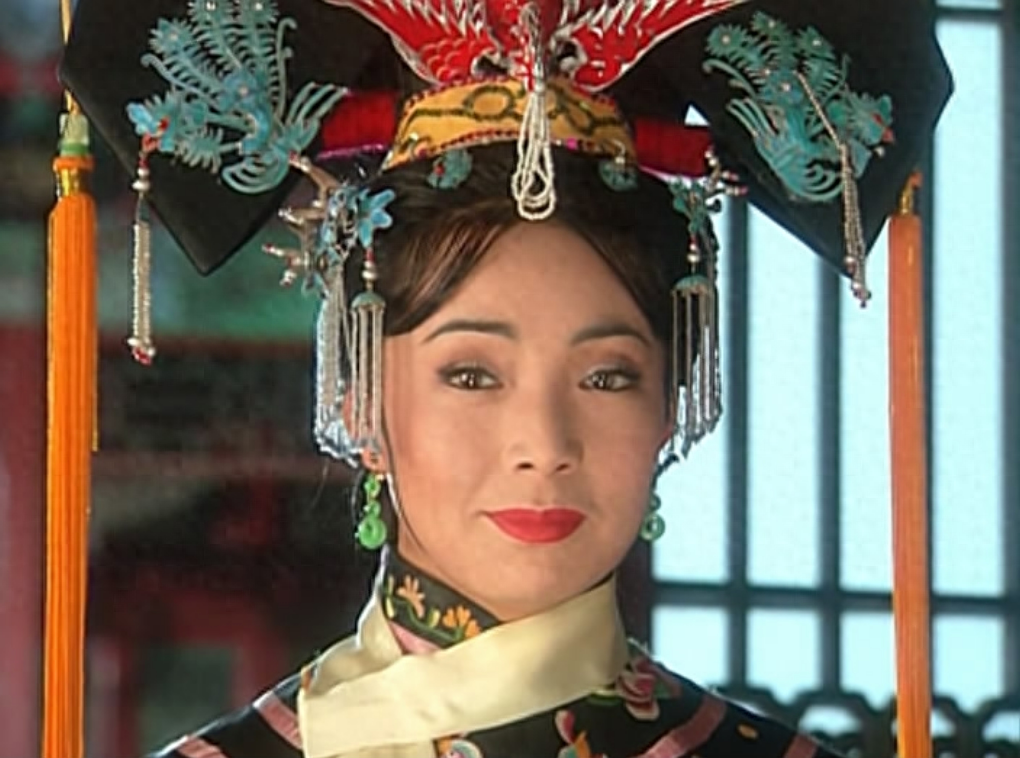 戴春荣:25岁嫁给初恋,和丈夫恩爱37年零绯闻,与女儿女婿住对门