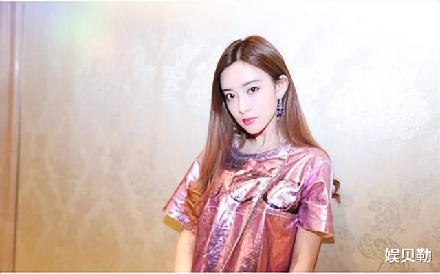 孟子义|跨年晚会撕下以往的遮羞布,洋相百出,孟子义做到了痛并快乐着