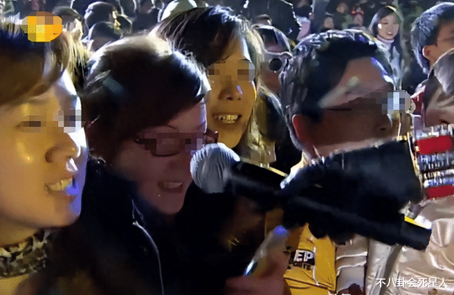 学会“低头”一年后,42岁的陈楚生终于成功翻红了