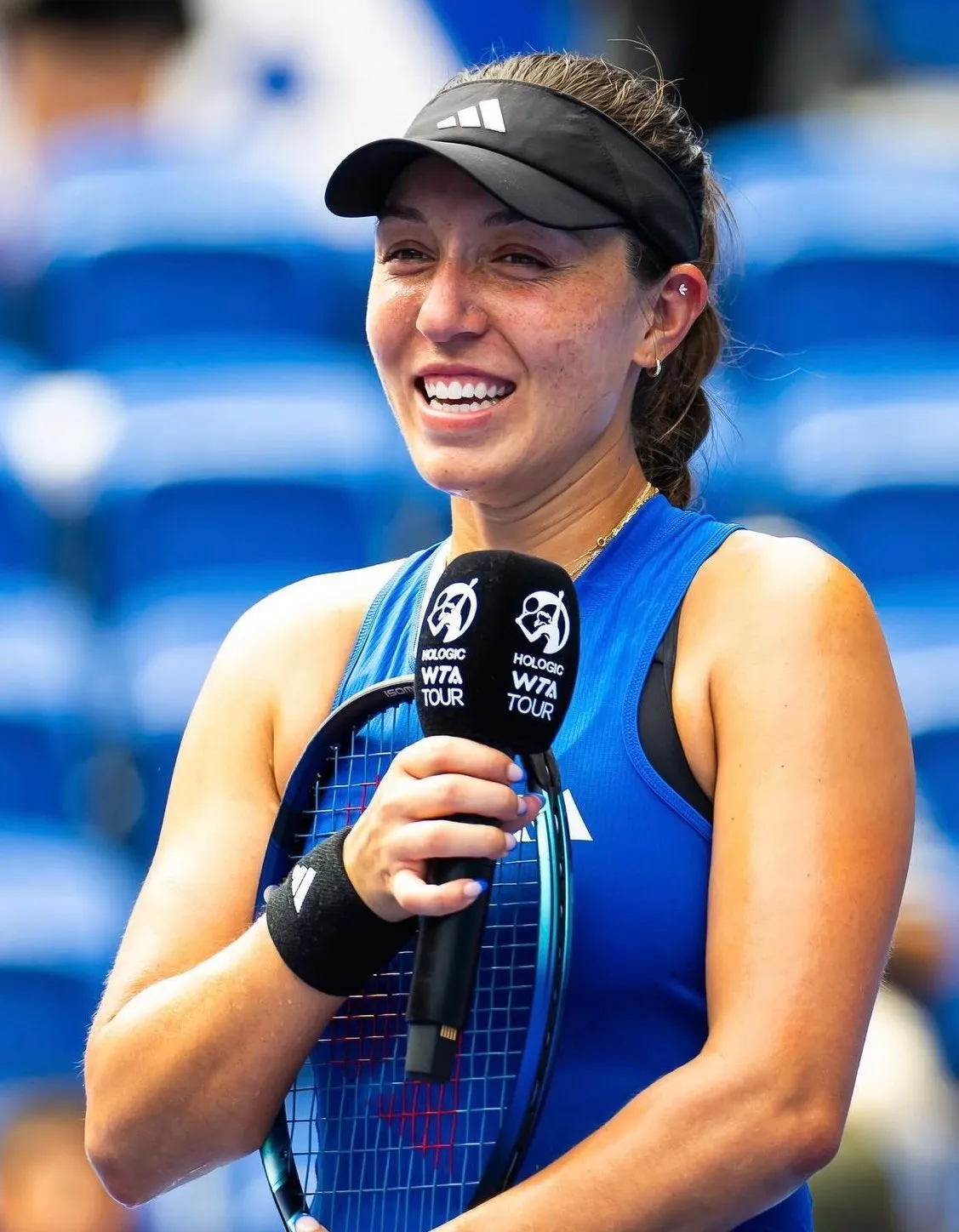 富家女自曝韩国女儿身份其母伤心事获关注,袁悦大赞佩古拉人超好