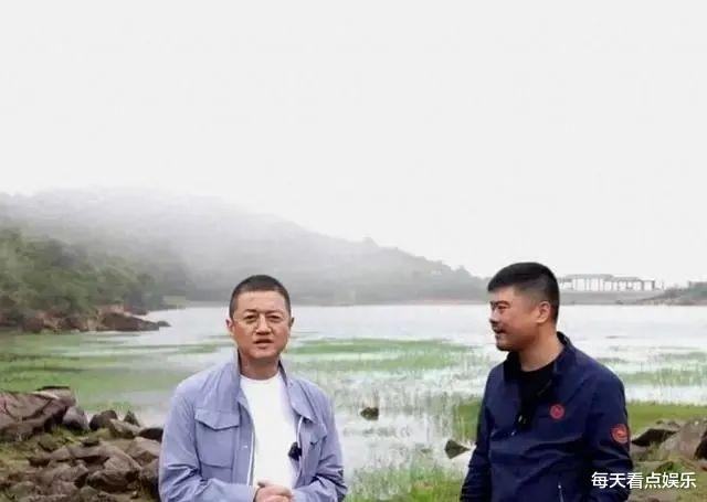 李亚鹏和妻子发生激烈争执，他怀疑妻子吸他的人气，遮羞布被撤下！