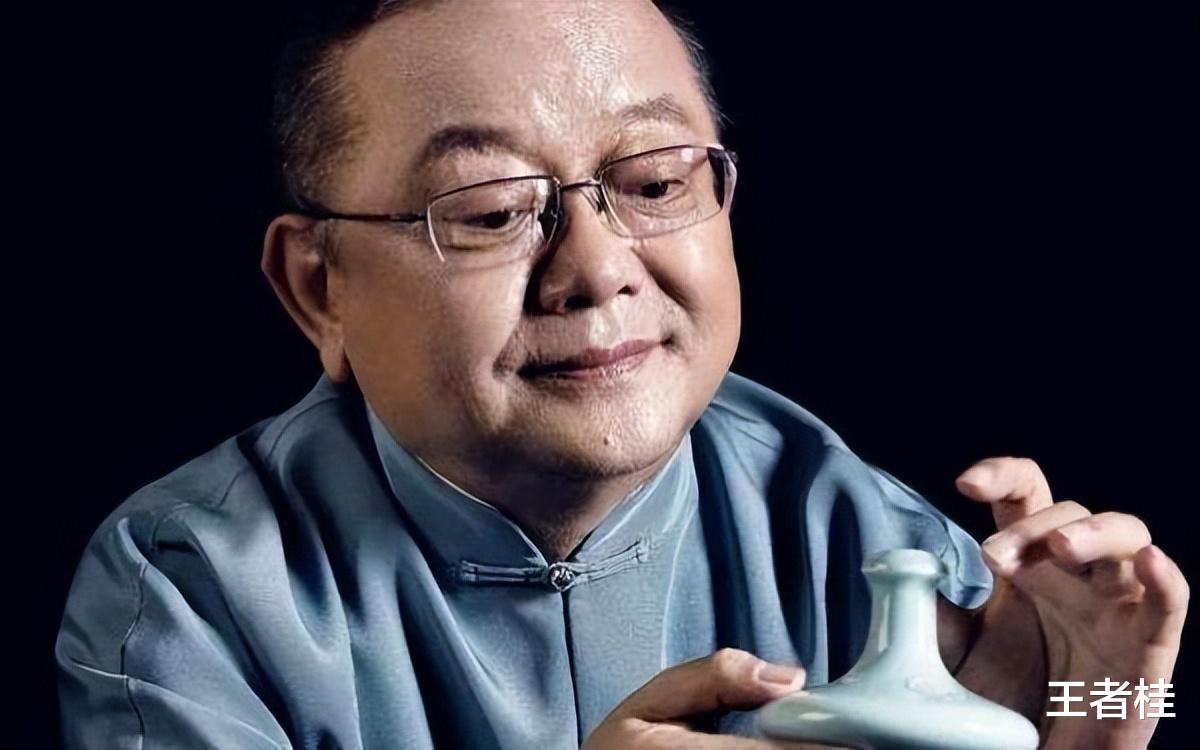 经历三次婚姻,老来得子的王刚本以为可以安度晚年,但如今的情况却让人感叹