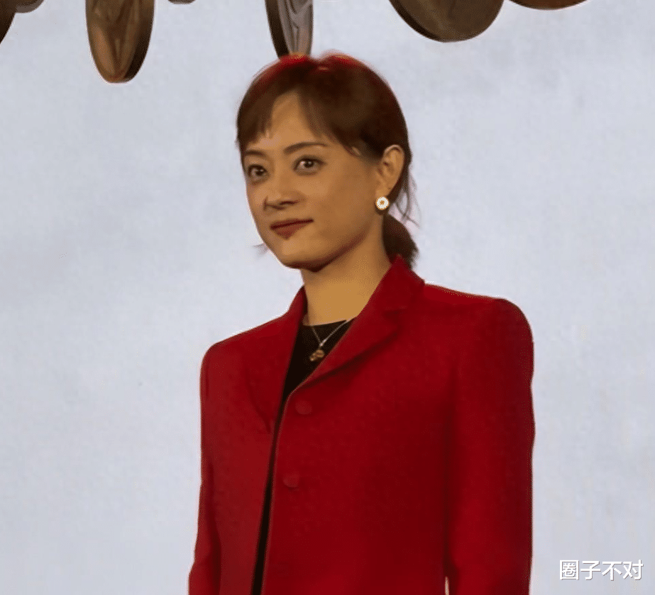 露大腿,一脸凶相,这一次,40岁的孙俪,终究还是被“养生”反噬