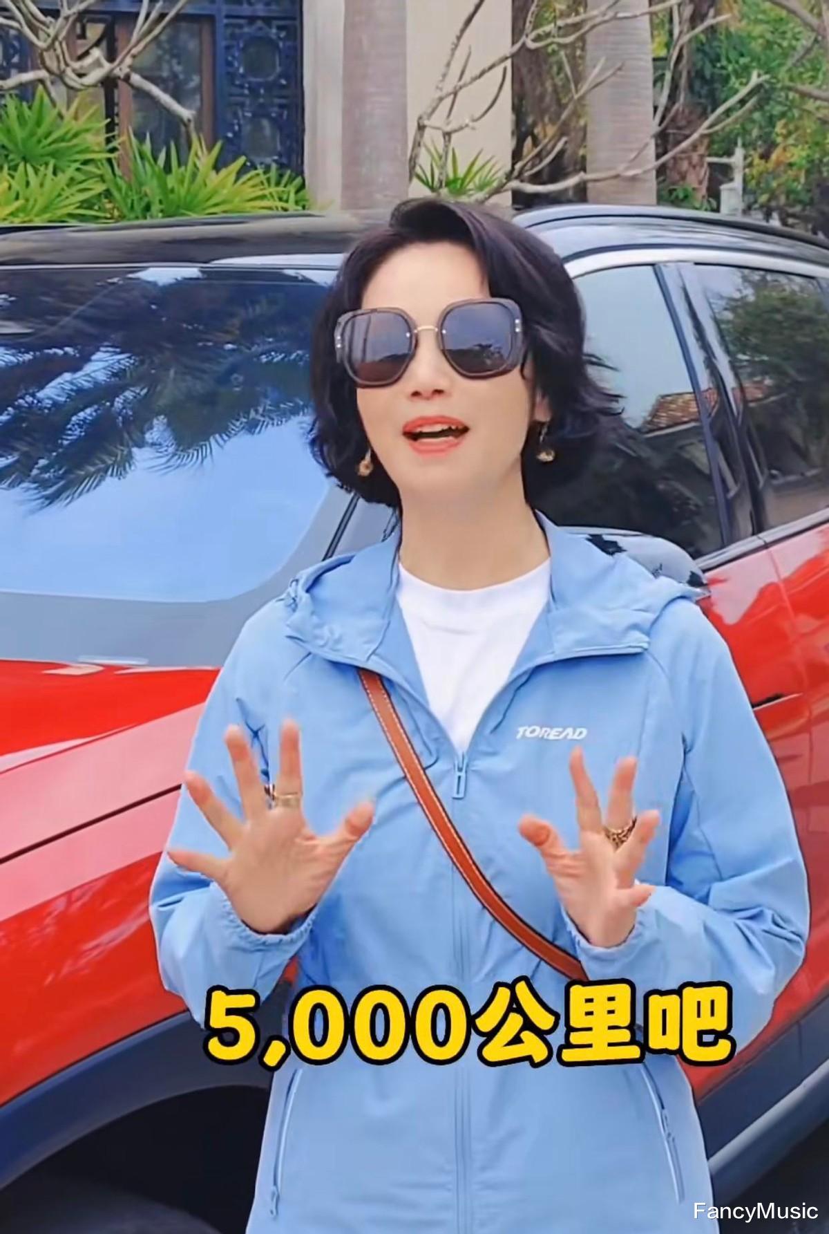 5位退休主持人：周涛演电影，欧阳夏丹住豪宅，一个比一个精彩！