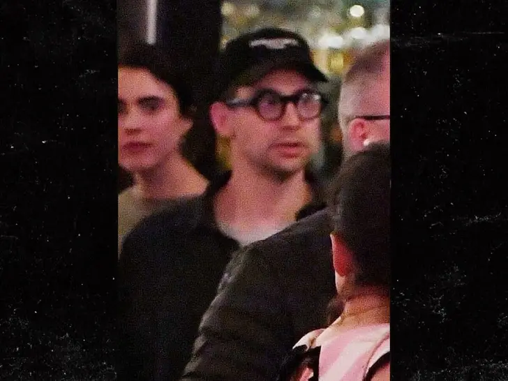 泰勒·斯威夫特|霉霉分手后首次现身，与杰克·安东诺夫共享晚餐，引发恋情传闻