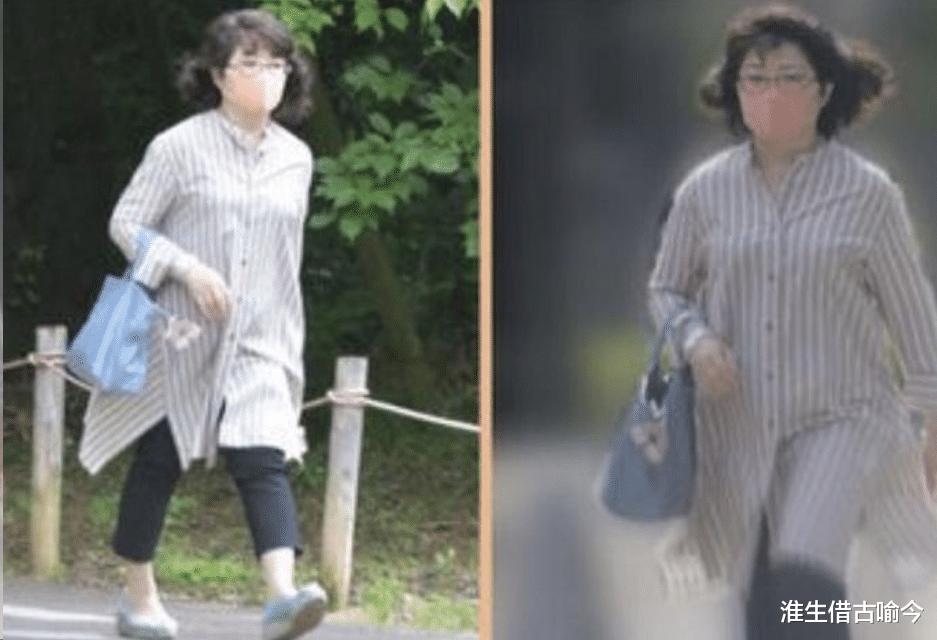 64岁山口百惠穿羽绒服身材臃肿,71岁三浦友和高大帅气,仍旧甜蜜