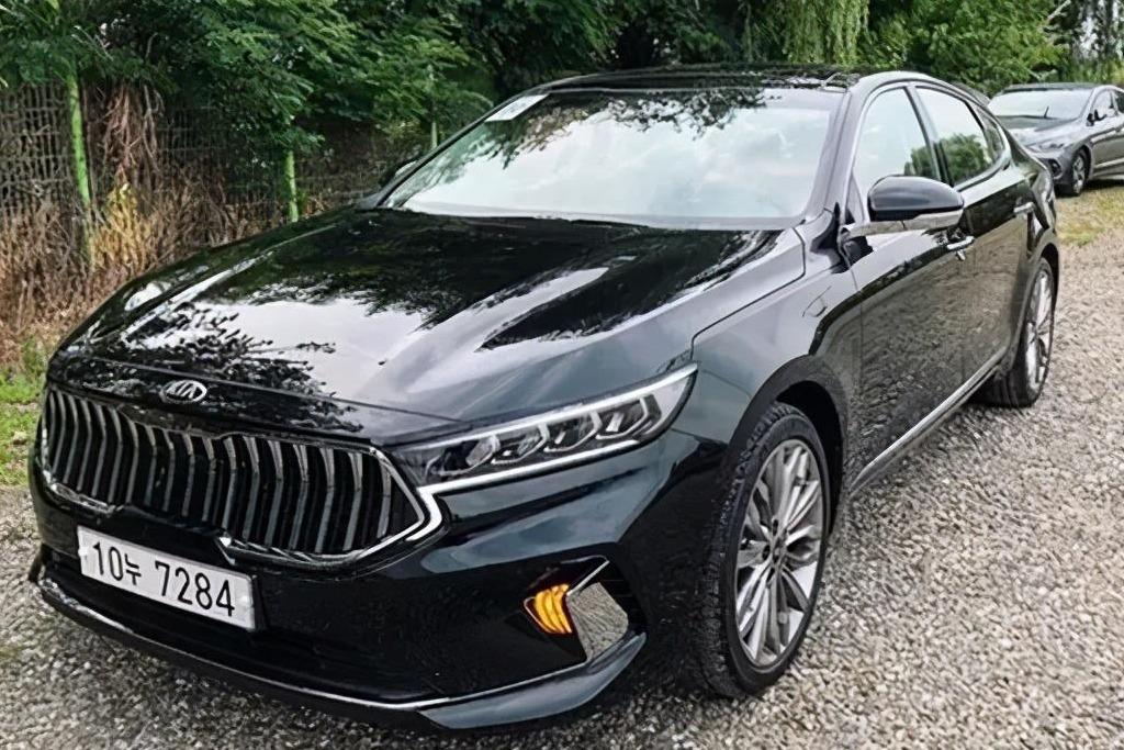 新一代起亚k7来袭,比亚洲龙气场强,或21万起