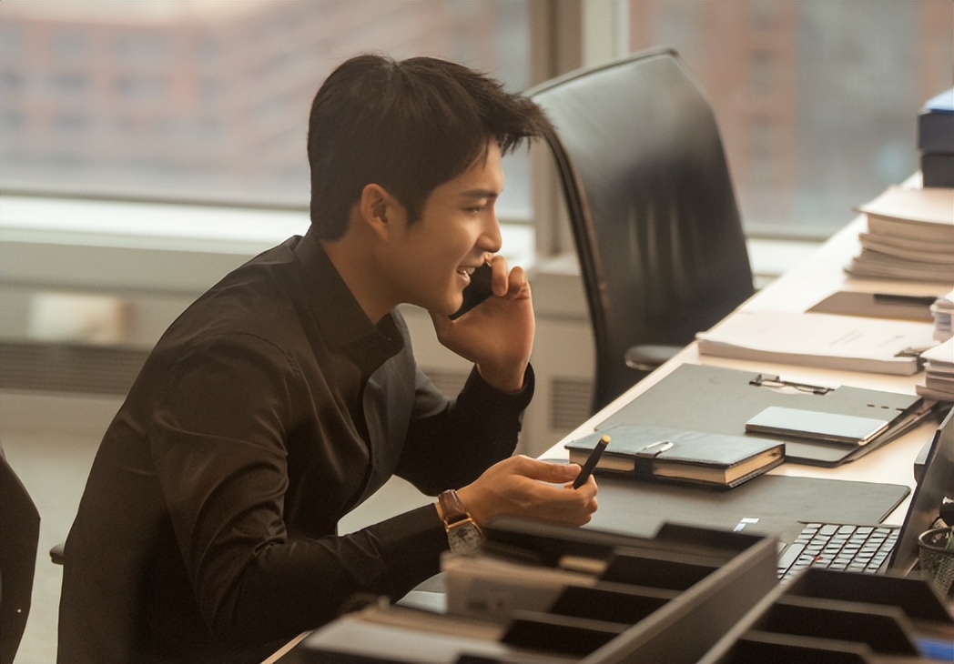 仅播2集收视第一,湖南卫视这剧播出后,就牢牢抓住了我的眼球